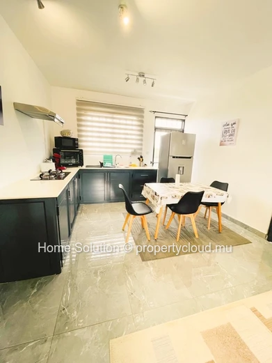 Exclusivité Rare à Pérybère : Appartement de Standing avec Grand Jardin Privé