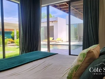 4 Bedroom Villa
