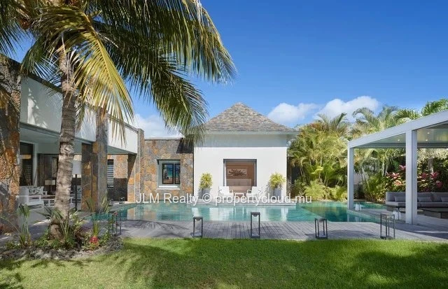 For Sale: Contemporary 4-Bedroom En-Suite Villa with Heated Swimming Pool, Grand Baie, Mauritius