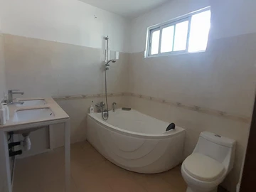 4 Bedroom Apartment