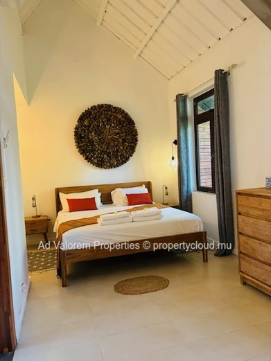 Charmante Maison Meublée à Vendre à Tamarin – Avec Piscine Privée