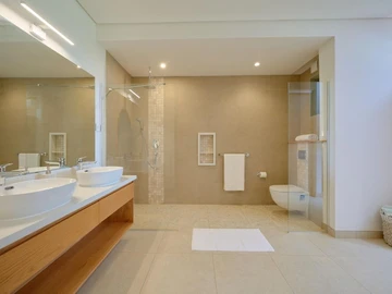 4 Bedroom Apartment