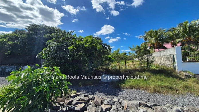 Beachfront residential land for sale in Baie du Tombeau 