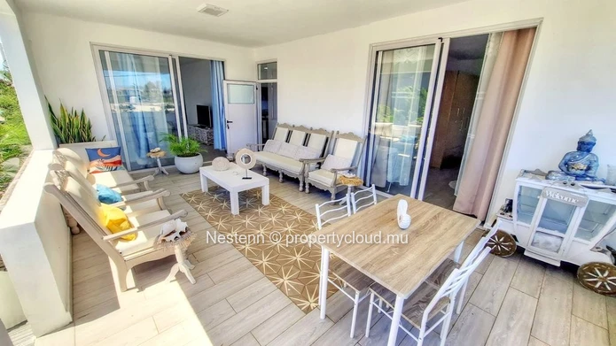 Charming 6 bedroom house with a swimming pool