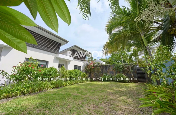 À Vendre  Villa A La Salette
