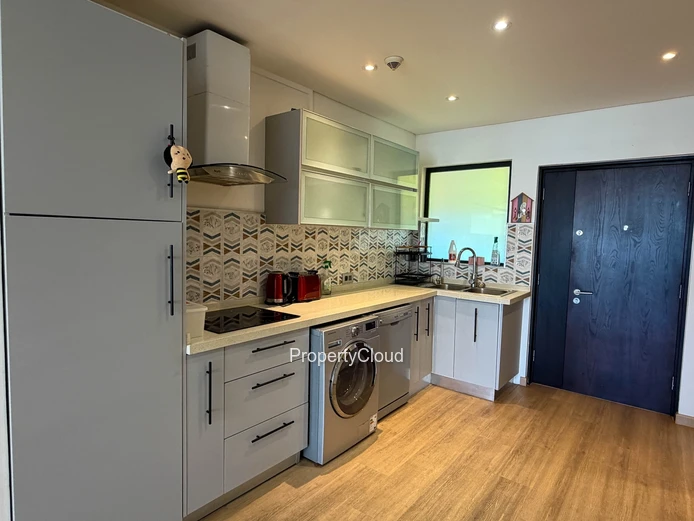 À Louer | Appartement De 2 Chambres Sur L’Esplanade De La Croisette, Grand-Baie | Rs 60 000 Par Mois