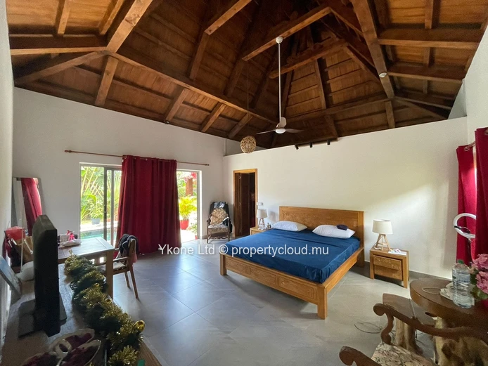Villa For Sale In Pereybere (Res)