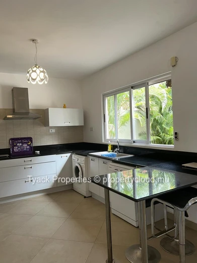 Charming 3-Bedroom RES Villa with Pool Near the Beach – Pointe aux Piments