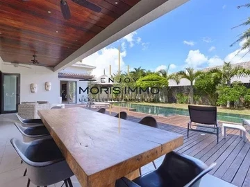 4 Bedroom Villa