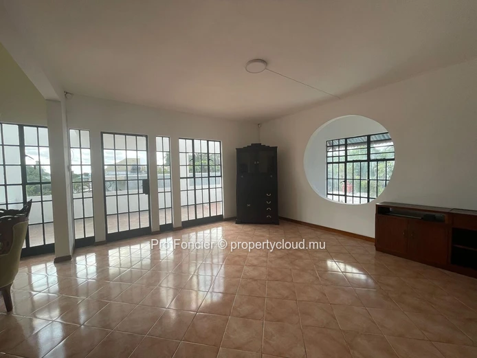 Office for rent in Phoenix - Strategic Location