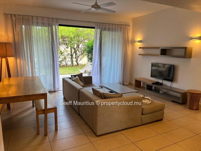 Modern 3-Bed Ground-Floor Apartment 