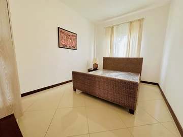 19 Bedroom Building