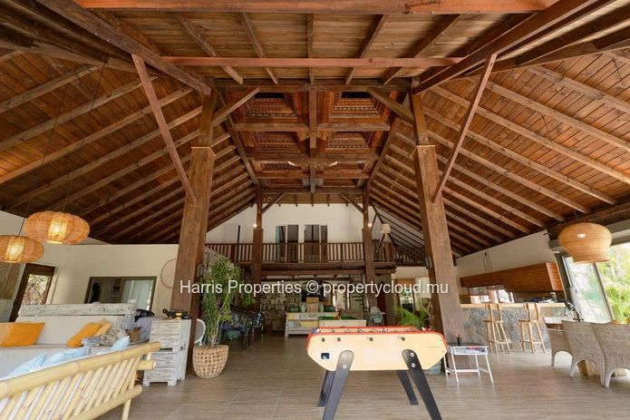 Magnificent Balinese-style RES villa for sale in a secure residential complex in Grand Baie