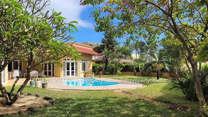 A Vendre - Grande villa familiale dans un quartier calme de Tamarin
