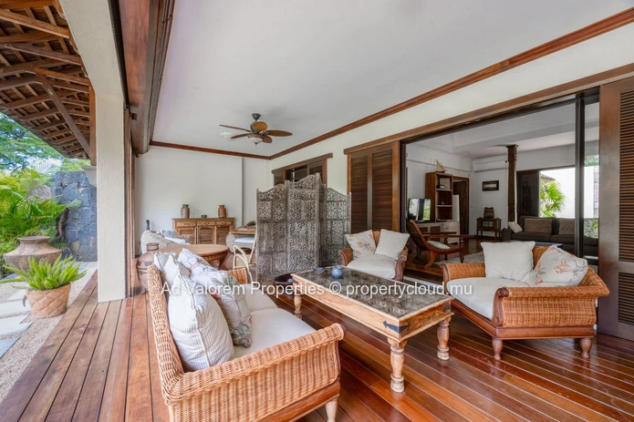 ? À Vendre – Villa D’Exception À Tamarina ?