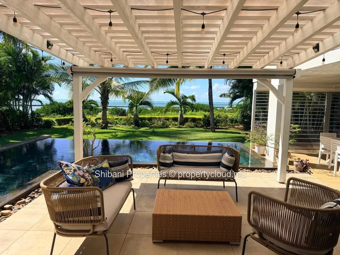 Villa en bord de mer à vendre- AZURI