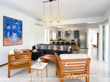 4 Bedroom Villa