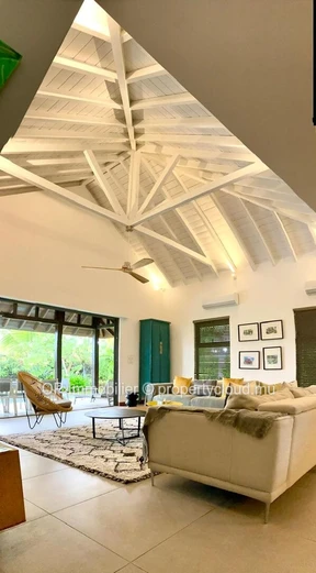 Villa de luxe 4 chambres avec piscine à vendre à Grand Gaube