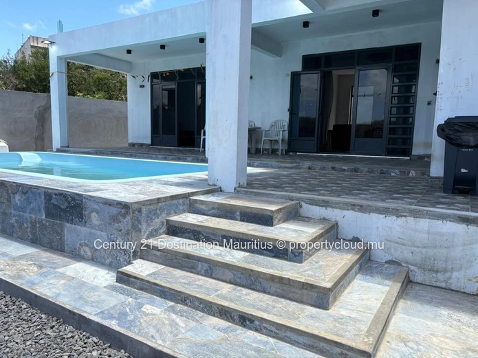Brand New Family Home With Pool & Jacuzzi – North Coast