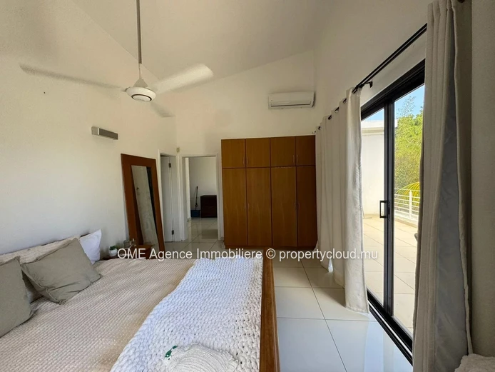Furnished 4-Bedroom En-Suite House with Swimming Pool | Black Rock