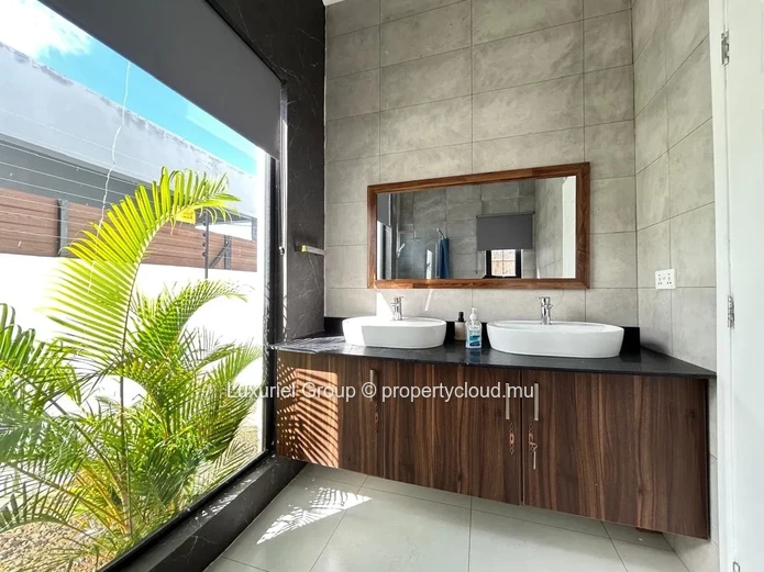Furnished Villa With Private Pool For Rent In Péreybère