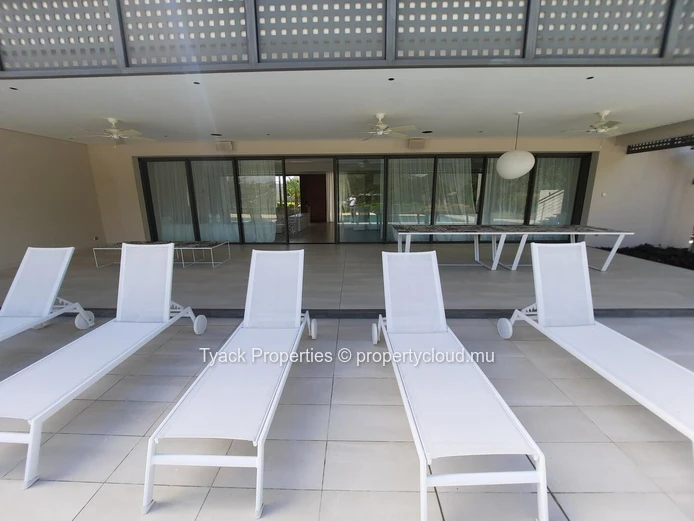 For Rent – Villa Preuneuse, Anahita
