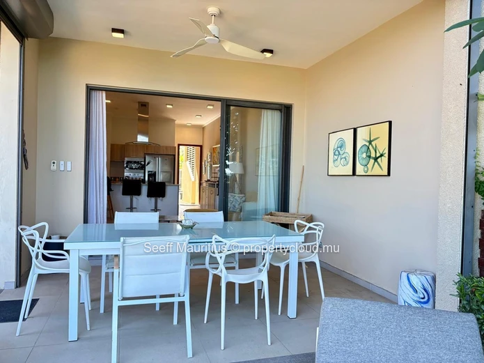 Coastal Elegance: Your Private Seaside Sanctuary