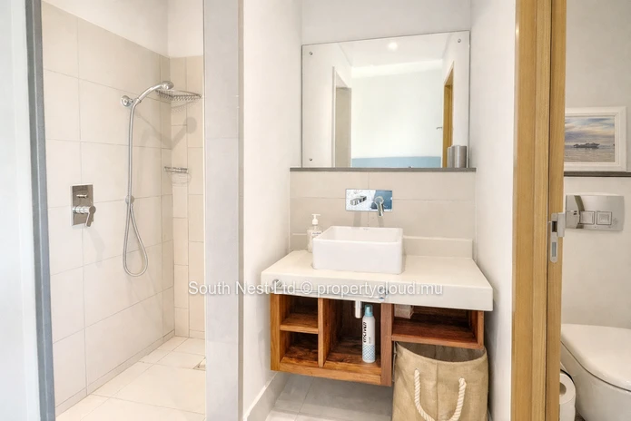 Luxury marina living 3-bed apartment with jaccuzi and rooftop