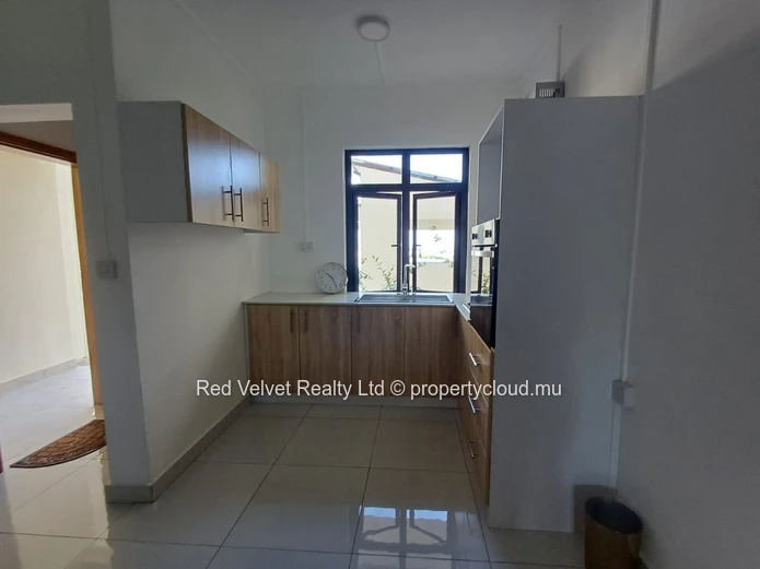 Appartement de 2 chambres à louer à Flic en Flac | Piscine et salle de sport