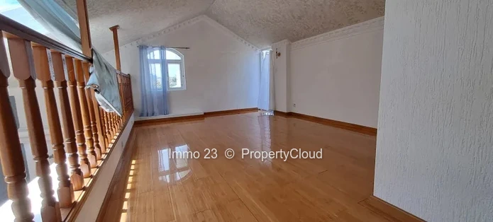 Penthouse - 5 chambres - Beau Bassin - Ref. PE81870VE