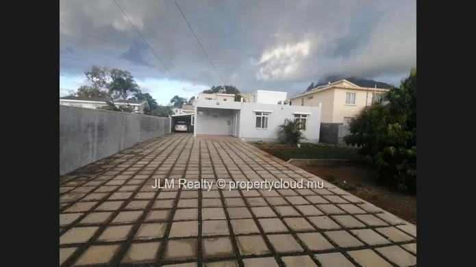 For Rent: Furnished 2-Bedroom House with Garden and Parking, Cascavelle, Mauritius