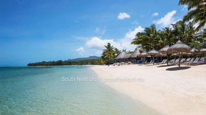 Mountain view land of 1575 m² in an exceptional estate 