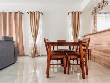 3 Bedroom Townhouse, Duplex