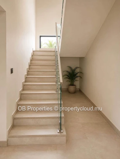 Villa de Luxe Neuve à Vendre – Courchamps Estate