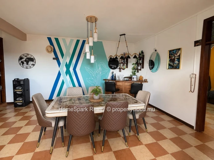 3-Bedroom Apartment for Sale – Rose Hill