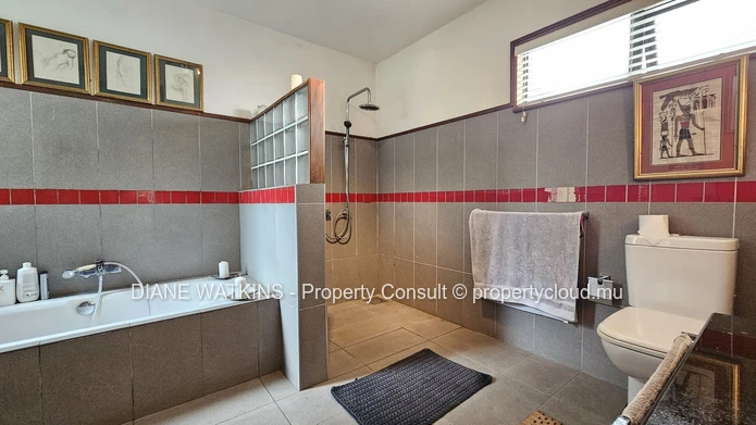 3 bedroom house for sale in Curepipe