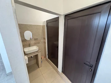 5 Bedroom Villa