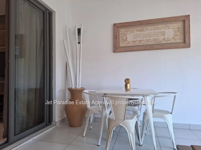 Appartement au Rez-de-Chaussée Spacieux à Deux Pas de la Plage