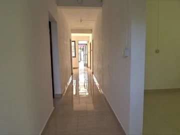 7 Bedroom House
