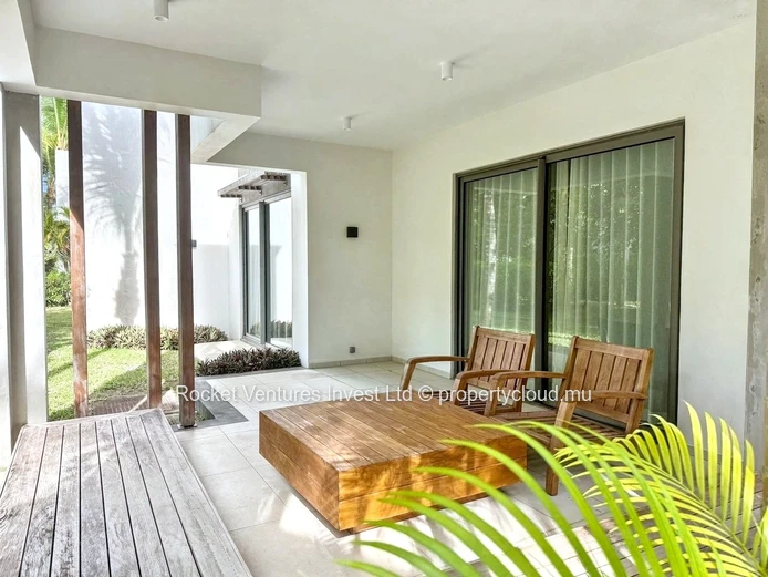 Appartement 3 Chambres + Bureau, Mont Choisy Le Golf