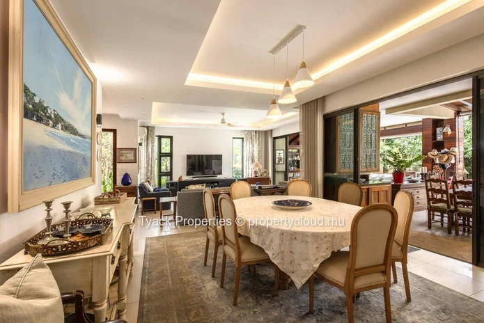 3-Bedroom PDS Villa with Private Pool and Office in Mauritius
