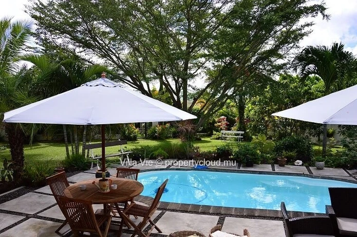 Bon Espoir - Maison de 2 chambres et un bureau avec piscine et jardin