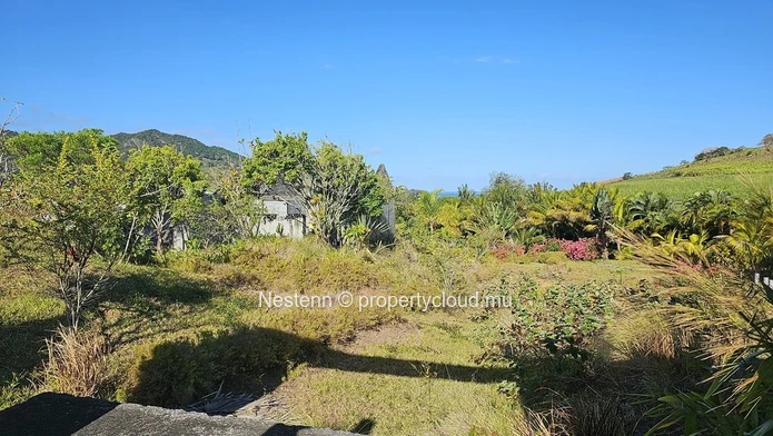 Sea-View Estate with 17 Chalets in a Lush Tropical Setting