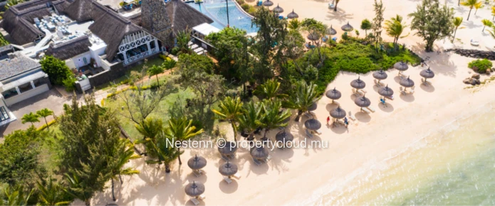 4-bedroom penthouse with seaview