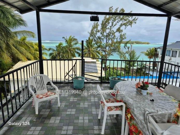 Beachfront Bungalow for Rent – Blue Bay, Mahébourg