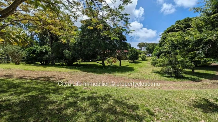 FOR SALE – Exceptional Property in Poste Lafayette