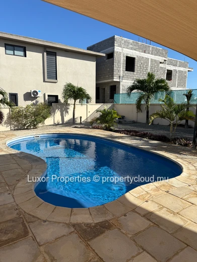 3-Bedroom Villa for Sale in Ruisseau Palmyre