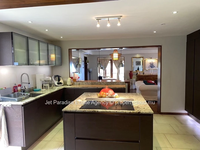 2 Luxurious Villas with Private Pool and Stunning Views in Tamarin 