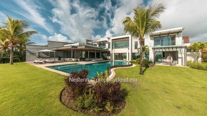 Paradise found: Luxe living 