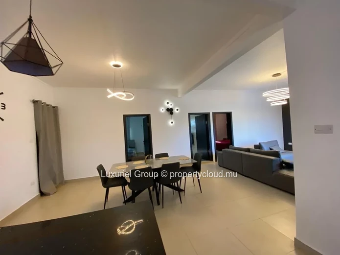 Magnifique appartement de 2 chambres dans une villa exclusive